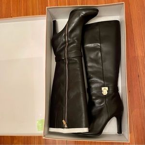 MICHAEL KORS black leather boots size 10 womens in excellent condition in box!